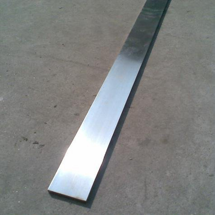 304 Polski płaski pręt ze stali nierdzewnej 2 * 45 mm 3 * 50 mm SUS304 Prostokątna powierzchnia 2b Powierzchnia